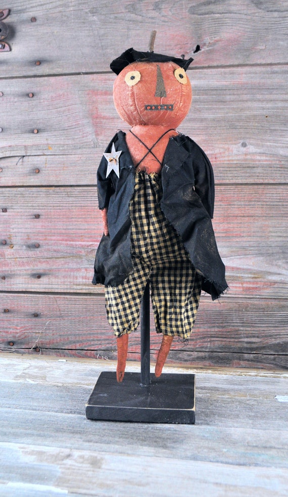 Primitive Standing Pumpkin Man