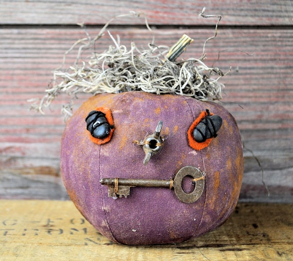 Prim One-of-a-kind Mini Purple Jack-O-Lantern