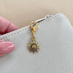 Sun zipper charm, antique gold finish sun zip pull, celestial charm, astronomical zipper charm, astronomy charm, bag purse accessory