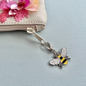 Enamelled bee zipper charm, silver finish bee zip pull charm, charm for bag purse back pack diary keys, small bag accessory