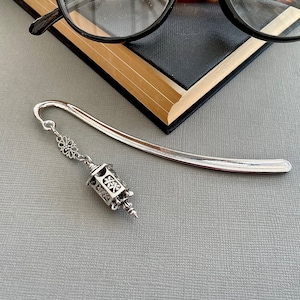 Lantern bookmark, antique silver finish bookmark with 3D Chinese style lantern charm, unisex book accessory, silver finish page marker