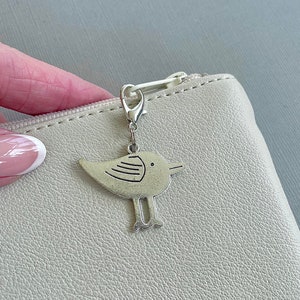 Cute bird zipper charm, antique silver robin zip pull charm, bird charm for bag purse jacket back pack planner keys, small bag accessory