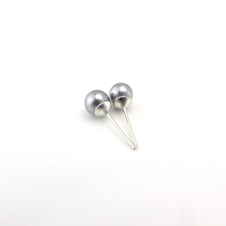Invisible Clip On 6mm Simulated Shell Pearl Clip On Earrings Etsy
