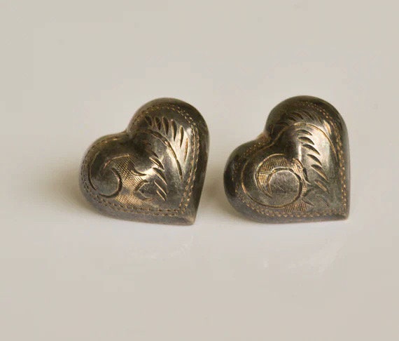 Sterling Heart Earrings, Vintage Puffy Heart Earr… - image 4