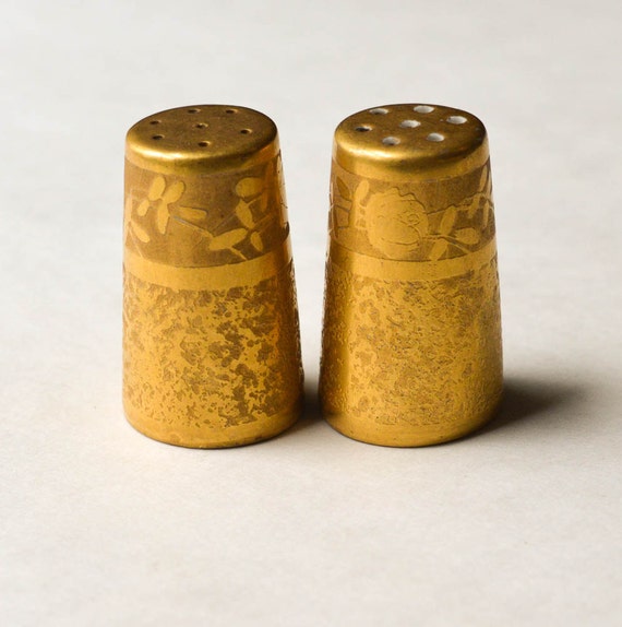Gold Salt and Pepper Shakers Vintage Gold Encrusted Shakers Etsy