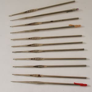 Antique Lace Hooks, Crochet Hooks, Collection of 11, Misc Sizes and Makes