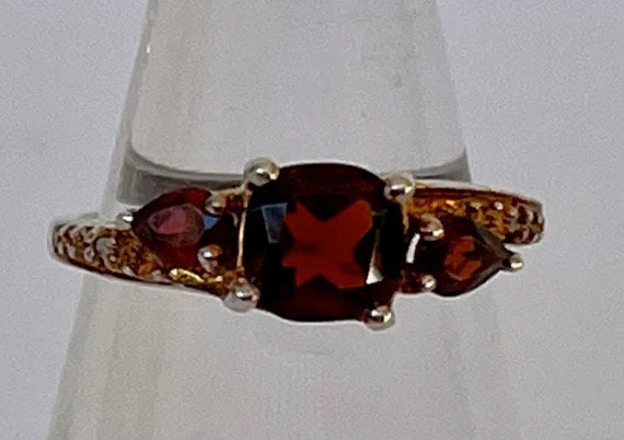 Garnet Ring, Vintage Sterling Ring, Size 5 1/2 - image 5