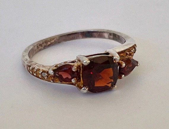 Garnet Ring, Vintage Sterling Ring, Size 5 1/2 - image 7