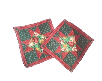 Hand Quilted 12 1/2"x12 1/2" Christmas Table Top Decoration, Quilted Christmas Star Squares