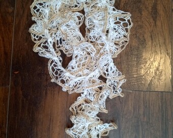 Bufanda con volantes y bordes dorados y blancos, 324 cm