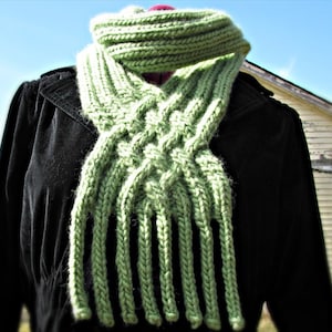 Reticulate Scowl Knitting Pattern PDF