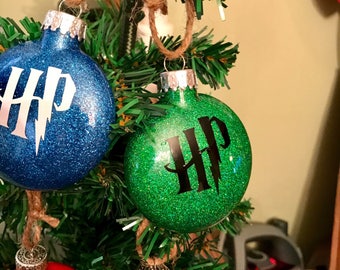 Handmade "HARRY POTTER" Christmas Ornaments! Your choice of house!