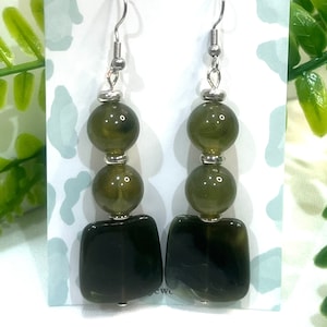 Olive Glas und Acryl Ohrringe | Glas Ohrringe | Ohrringe | Statement Ohrringe | Damen Schmuck | Ohrringe | Mode Ohrringe