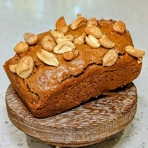 キヌアピーナッツバタープロテインバーのレシピ（食事代替品）