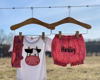 Spersonalizowany ubranko dla dziecka w krowę | Aplikacja w kratkę gingham, zestaw bloomerów