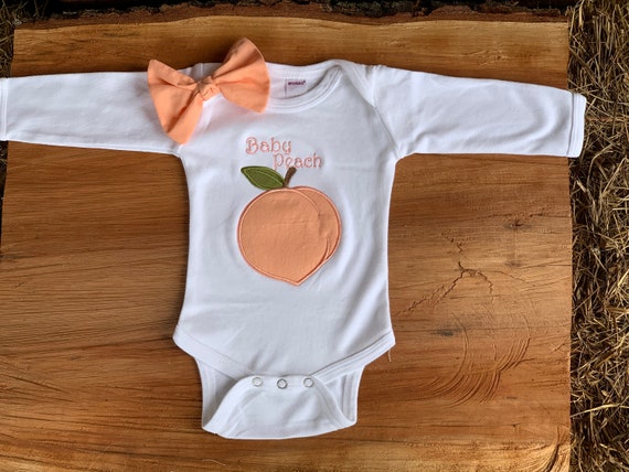 baby peach outfit