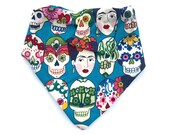 Frida Baby Bib, Bandana Bib, Baby Shower Gift, Little Girl Drool Bib, Baby Accessories, Dia de los Muertos Bibdana, Baby Gifts