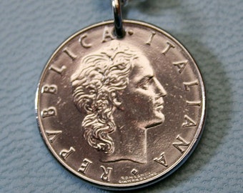 Vintage Italian 50 Lira Coin Pendant Necklace - Repubblica Italiana Silver Tone Jewelry (1954-1989)