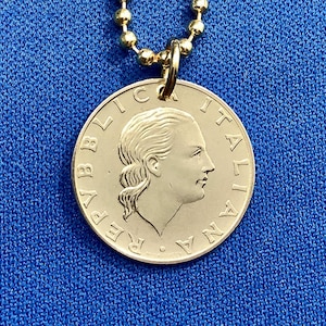 1977 to 2001 Italian Coin Pendant Necklace,  Italy 200 Lire Vintage  Repubblica Italiana