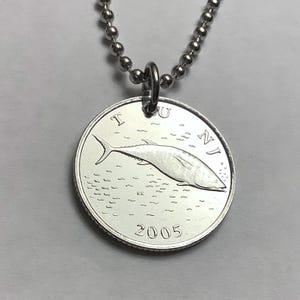 Croatia Tuna Coin Pendant   Croatian 2 Kuna   Silver Tone   Republika Hrvatska    Coat of Arms  Marten   Necklace