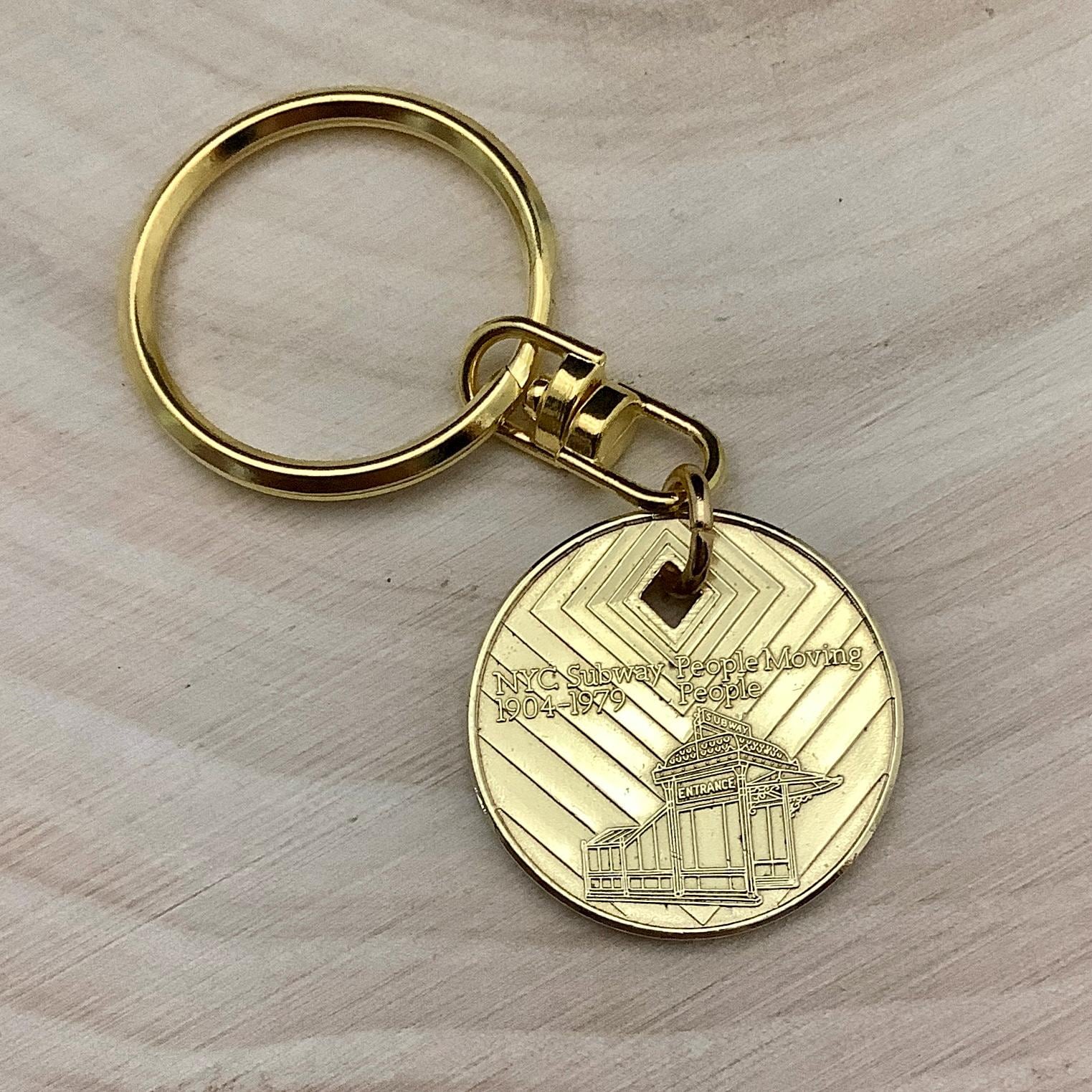 Nyc subway token keychain - Etsy 日本