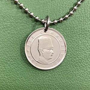 2001 to 2004 Turkiye Mustafa Kemal Ataturk Coin Pendant Necklace, 100 Bin Lira Turkey  TÜRKİYE CUMHURİYETİ  100000 Crescent Moon Star