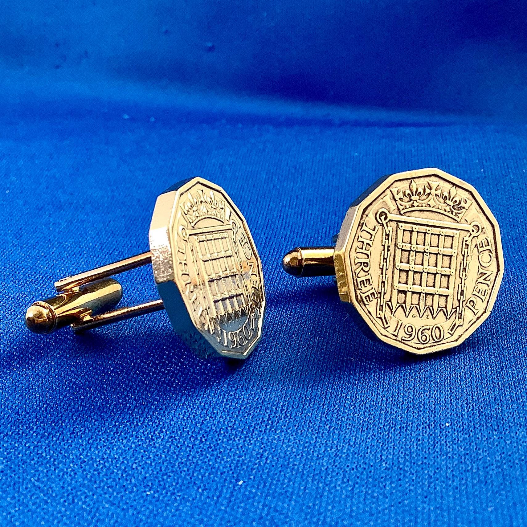 ヴィンテージ 英国 スリーペンス コイン カフスボタン - 1953-1967 英国 スリーペンス エリザベス2世 十二角形 イングランド GB 英国 チェーン 落とし格子
