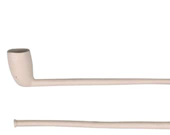 White clay pipe. Lenght 20 cm.