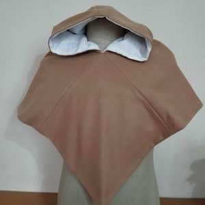 Viking hood made of camel wool fabric, lined in white linen fabric, for historical re-enactment