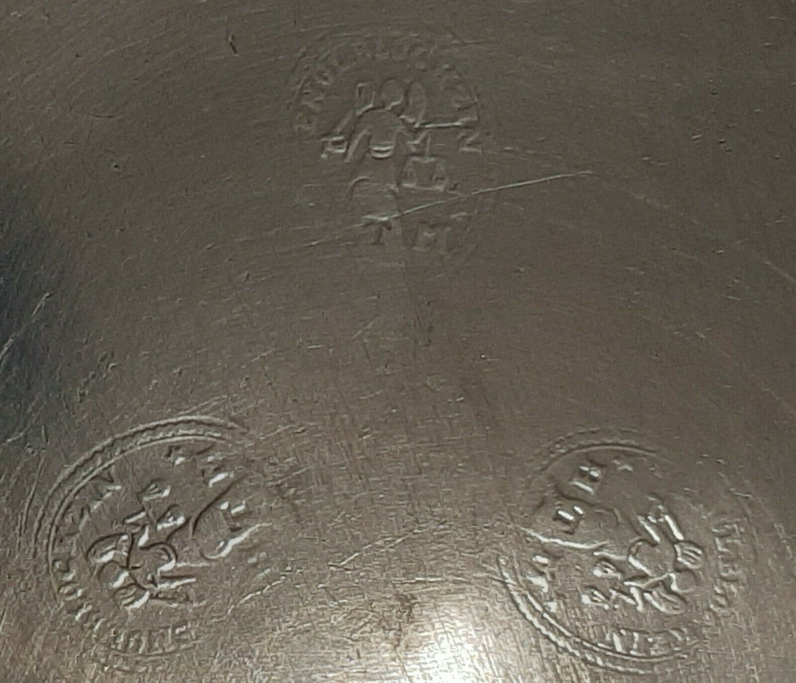 Pewter dish from an antique shop. Diameter 21 cm. | Etsy