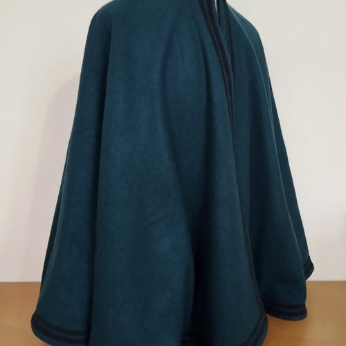 Herreruelo féminin en tissu de laine pour reconstitution historique du XVIe siècle