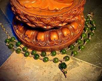 Balancing Green Jade wrist Mala Prayer bracelet