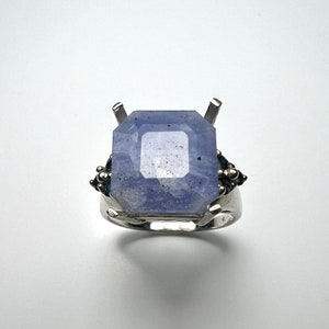 Anillo de hackmanita natural fluorescente de 5,25 ct en plata esterlina 925, platino, oro de 9 ct, 14 ct, 18 ct y 14 k, blanco, amarillo, rosa y rojo.