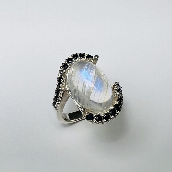 マリハ リング レインボームーンストーン オーバル タテ L