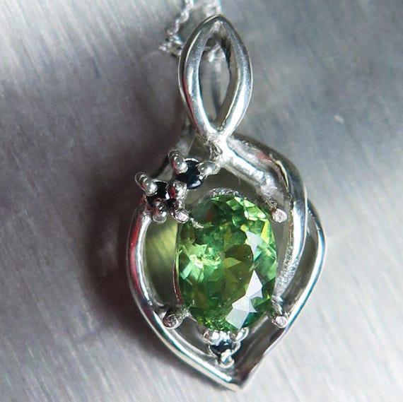 Demantoid garnet necklace deals