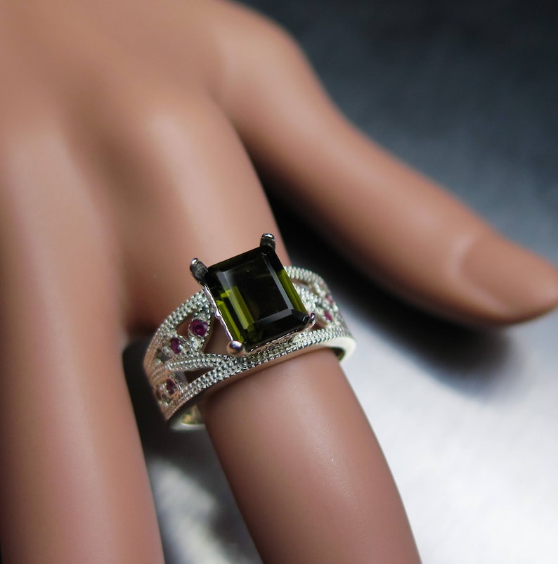 Natural green tourmaline octagon cut /& ruby 925 sterling silver ring all sizes