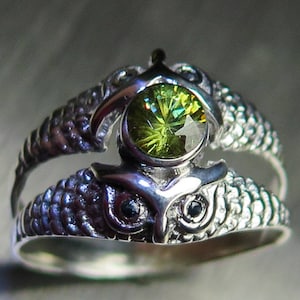 Certified Natural apple green demantoid garnet 925 Silver, 9ct 14k 18k 22k 375 585 750 yellow, white, red gold Platinum unisex owl ring