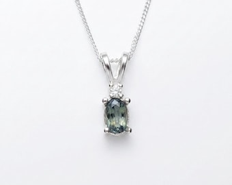 0.28cts Natural colour change Alexandrite & diamond pendant on chain 925 Silver, Gold or Platinum