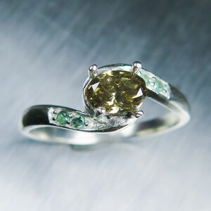 0.63ct Natural Diamond Champagne brown oval cut & alexandrites 9ct 14k 18k 375 585 750 white yellow rose red gold engagement ring s