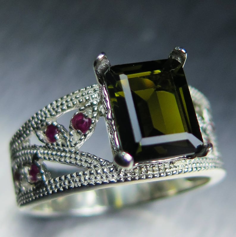 Natural green tourmaline octagon cut /& ruby 925 sterling silver ring all sizes