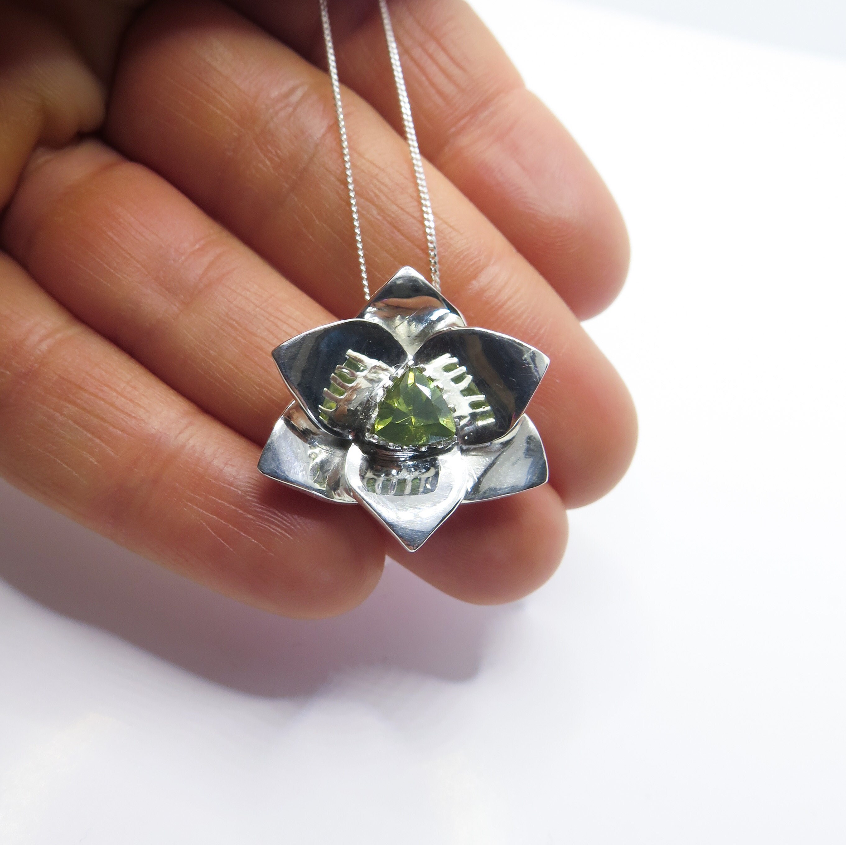 Chartreuse 緑　黄　2本セット Certified 1.2cts Natural Zircon Chartreuse Apple Green 925