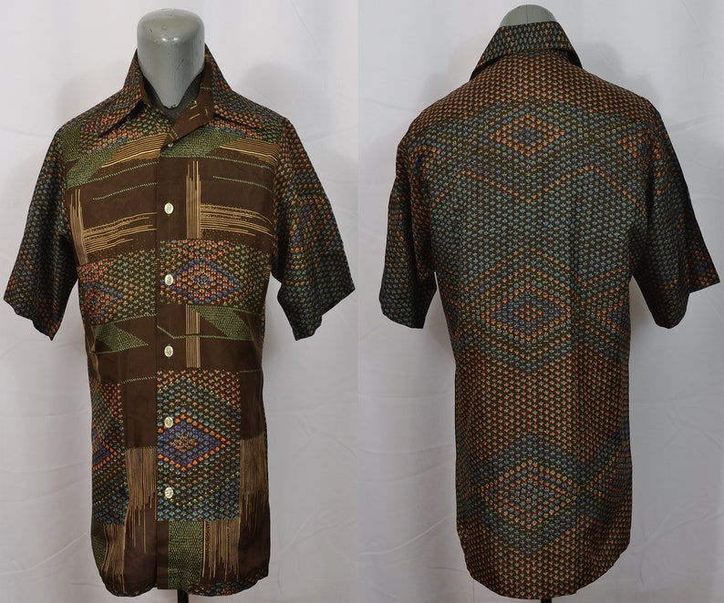 Vintage 1970/'s Villa D/'Este Printed In Italy Button Front Shirt Disco Dance Club Geometric Atomic Pattern Brown Mod Butterfly Collar Hipster