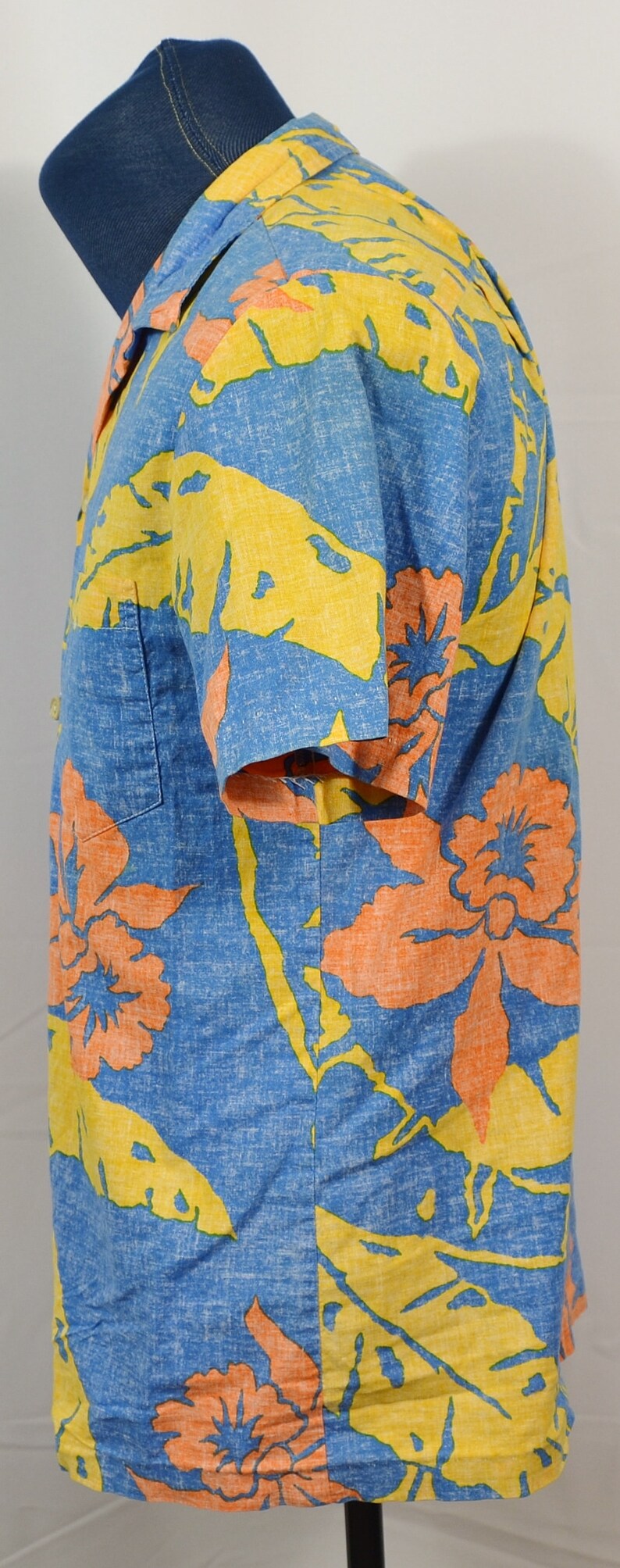 Vintage 1980/'s RJC Hawaiian Shirt Reverse Print Made in USA Flower Hibiscus Button Front Short Sleeve Medium Blue Hawaii Surf Beach Floral