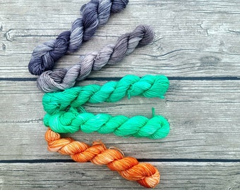 Raindrops on Roses - Gradient Set - Mini Skein Set - Hand Dyed Yarn - Fingering/Sock Yarn - Indie Dyed Yarn - Hand Dyed Yarn