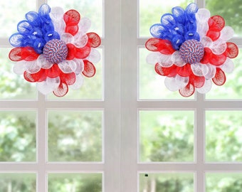 2Pcs Independence Day Wreath Patriotic Wreath for American Flag Theme Handmade Flower Shaped Wreath Holiday Hanging Ornament