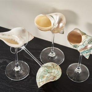 Customize Seashell Wine Glasses, Natural Conch Glass, Handmade Seashell Martini Glasses, Wedding Bridal Bridesmaid Gift, Party Goblets