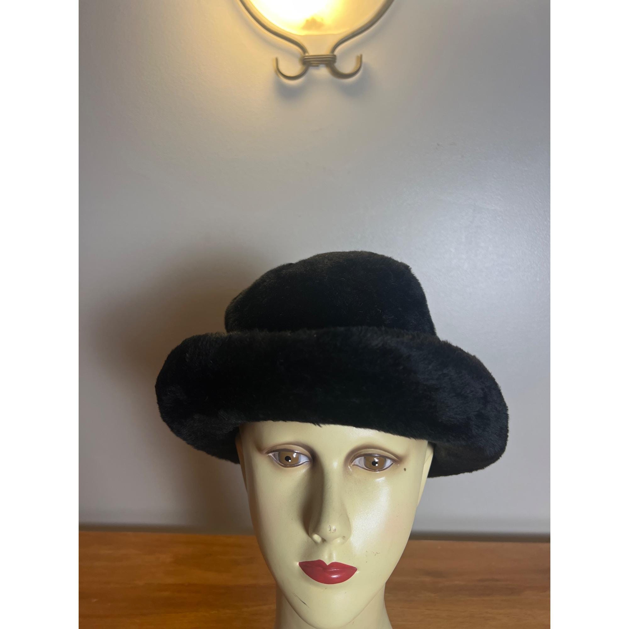 Gwenn Pennington exclusive empress felt/fur like hat black Gwenn Pennington Exclusive Vintage fur hat | eBay main image 4
