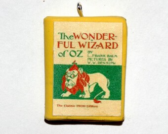 The Wizard of Oz Mini Book Charms