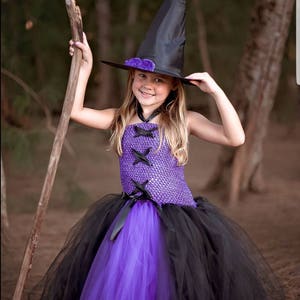 Girls Full Length Witch Costume image 9