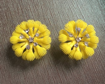 Vintage Soft Plastic Flower Rhinestone Clip Earrings 50s